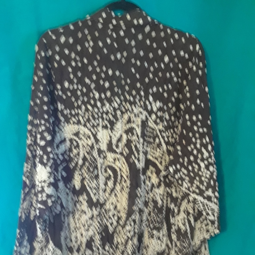 Blouse - Picture 2 of 3